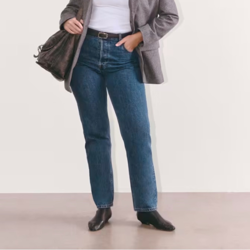 Everlane Blue Ankle Cropped Jeans with Classic Denim Texture